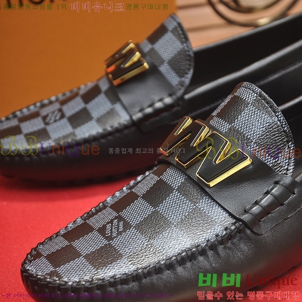  ̺  L7161628-1