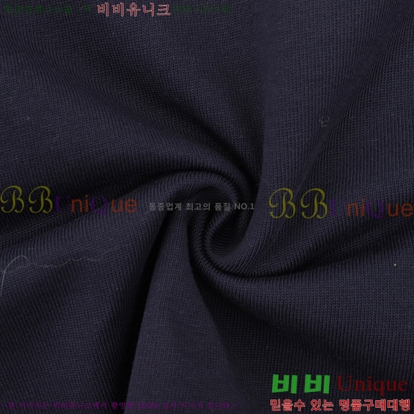    Ƽ D864667