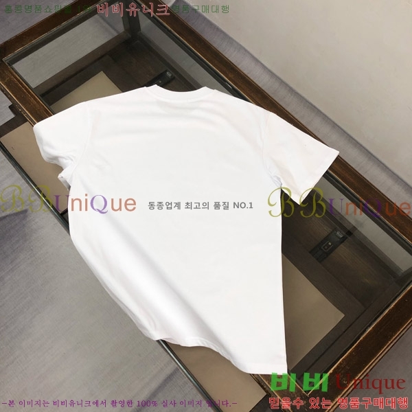    Ƽ D90763890-2