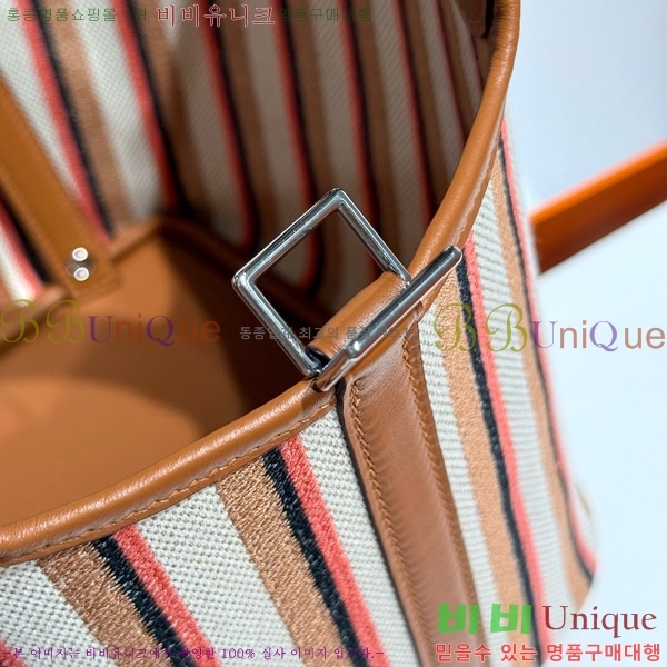 #޽ ź  18  HE152410-104