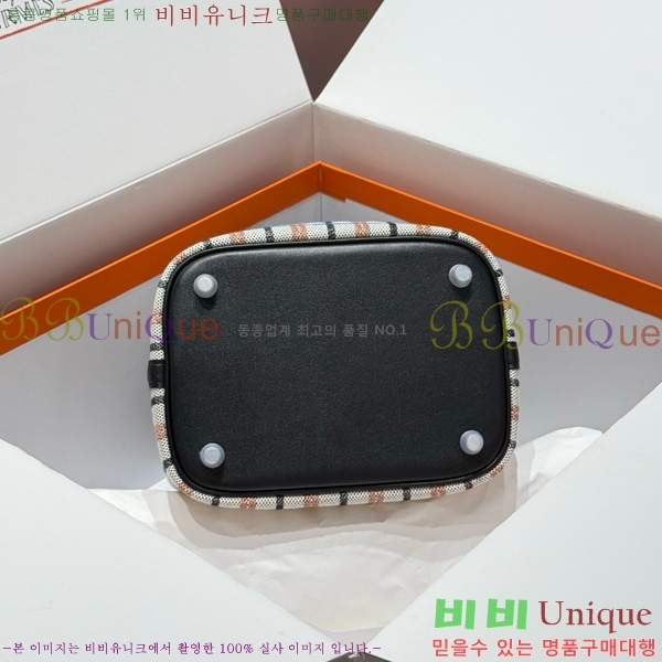 #޽ ź  18  HE152410-101