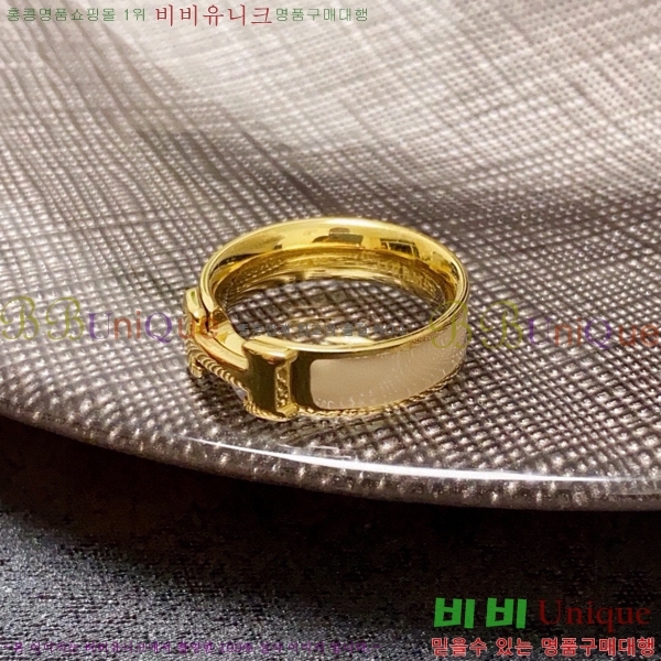 ޽  H8901207-2