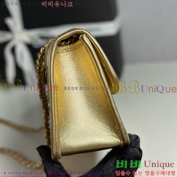 #*  ÷ AS4795-1002