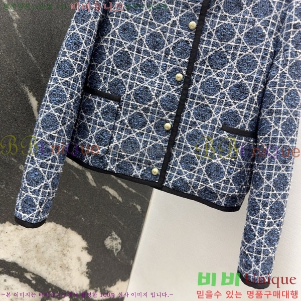    DOI21599-11