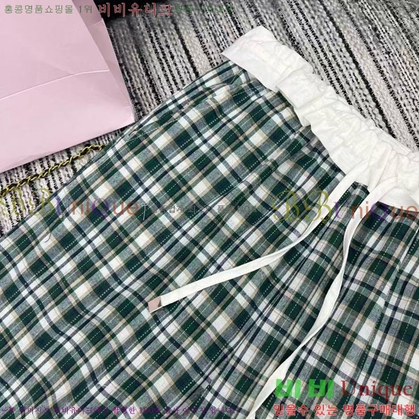  ̿̿  MU212186-6