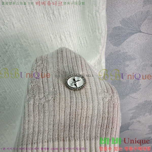  *  Ƽ CH8120657-9