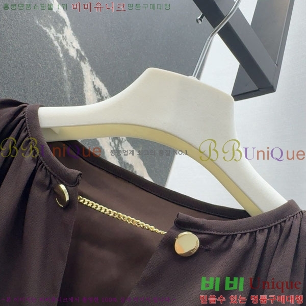   ǽ M4X157122-10
