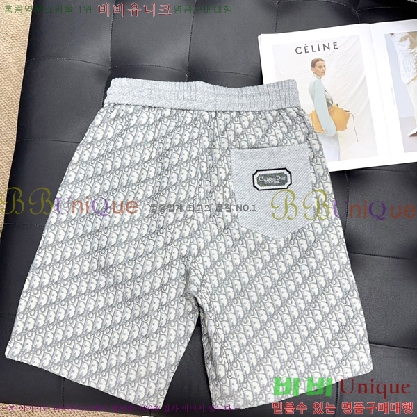   ݹ D25413682