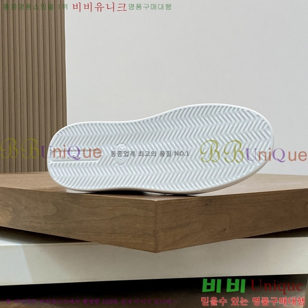   Ŀ LA669098-5