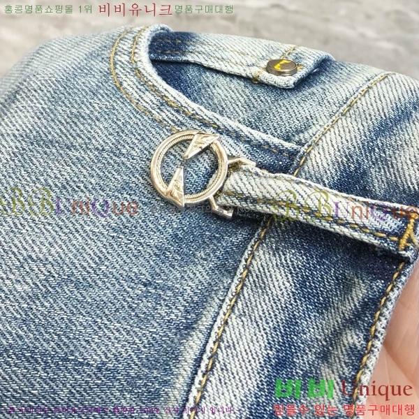   ݹ F97752