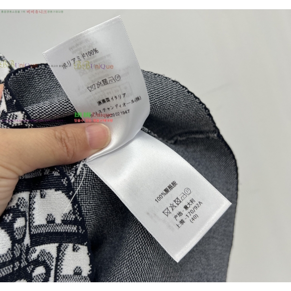   ǽ 32D256411-2