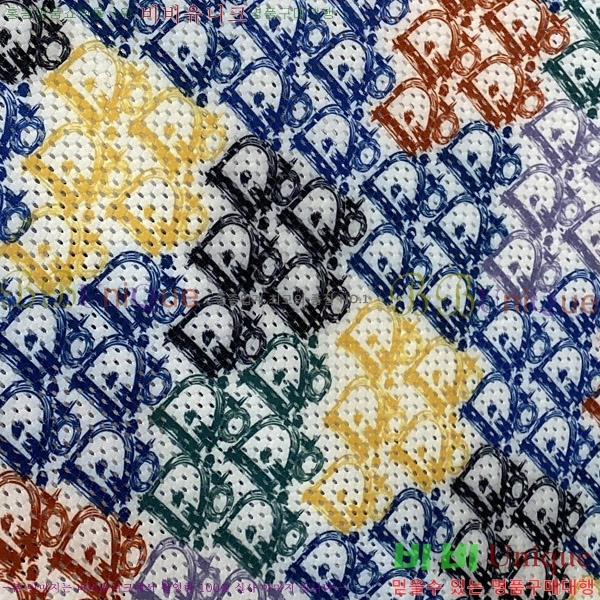    Ƽ D90763893