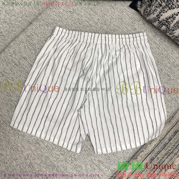   ݹ D25413680-1