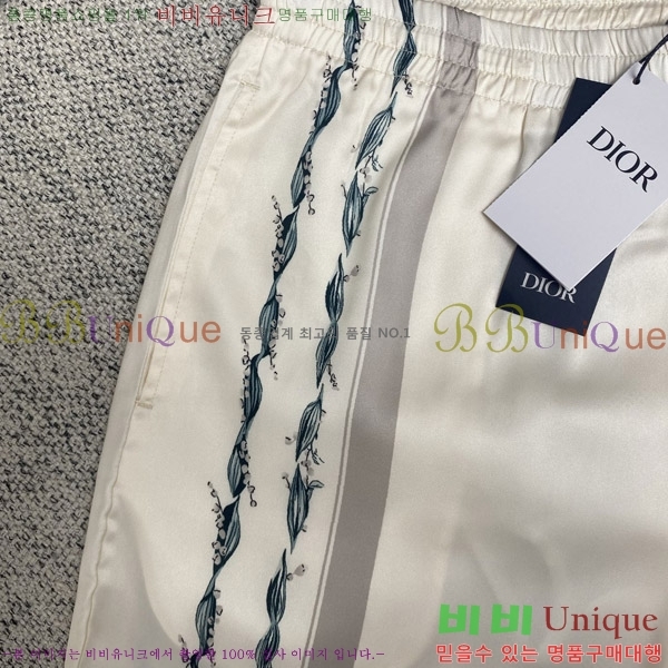   ݹ D25413681