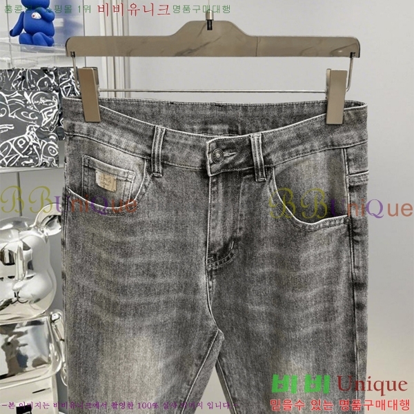   û F94713