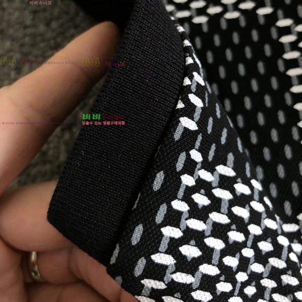  ̺    17L256451-3