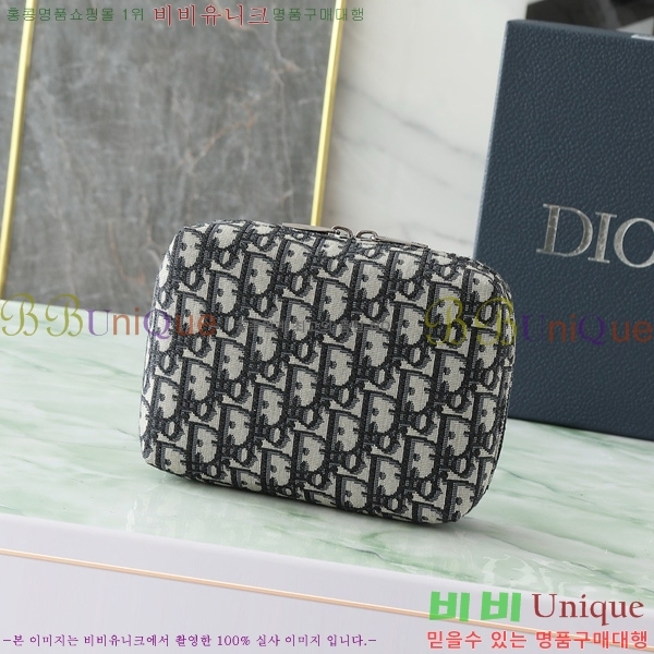 # Ʈ Ŀġ 2ESCA527-102
