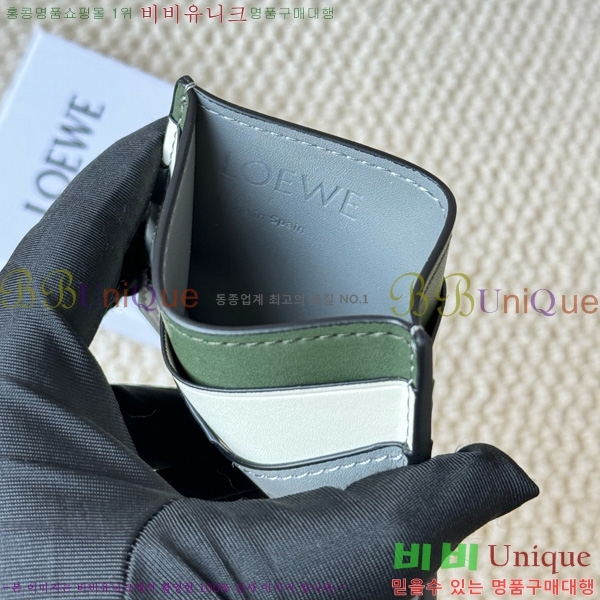 ο  ī Ȧ L1106-103