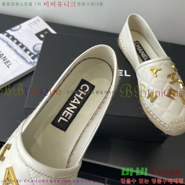 * ĵ ÷ 27CH7582410-3