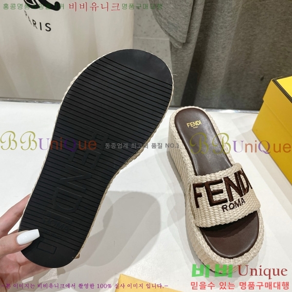     27F339029-4