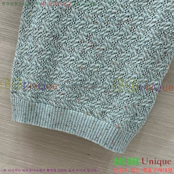  *  Ƽ CH1120233-8