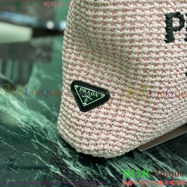 # Ǿ Ʈ  1BG422-213