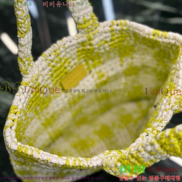 # Ǿ Ʈ  1BG422-215