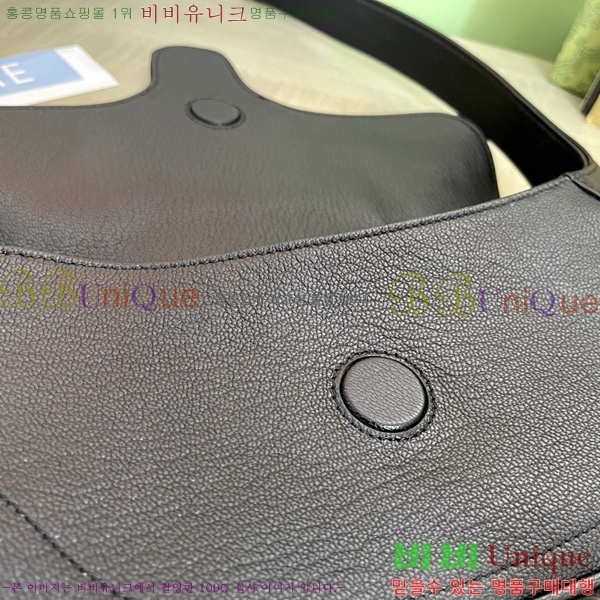 # ε   767226-602