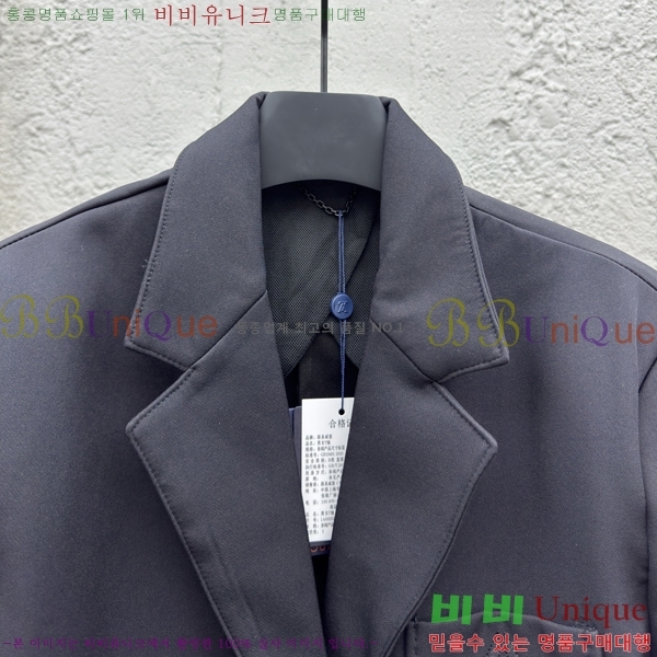 ̺    36L256343-1