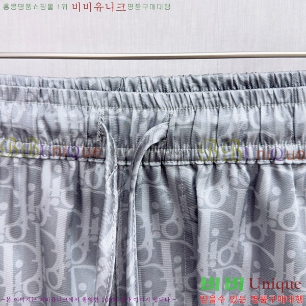   ݹ D25413686-1