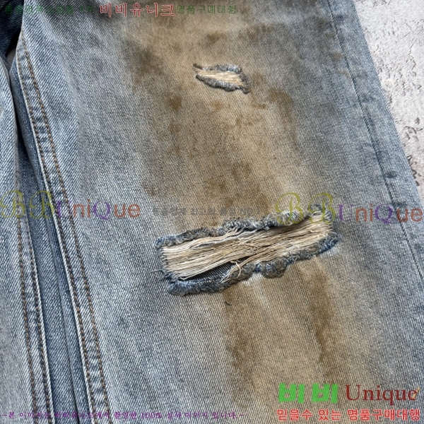  ũ Ʃ   ACN105075