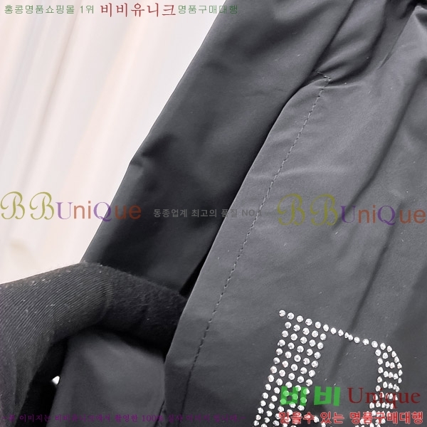   ݹ P256739-2