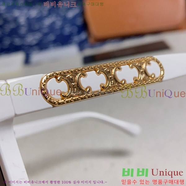  ۶ CE4859027368-1