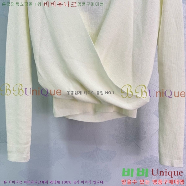  * Ʈ Ƽ CH1121366-7