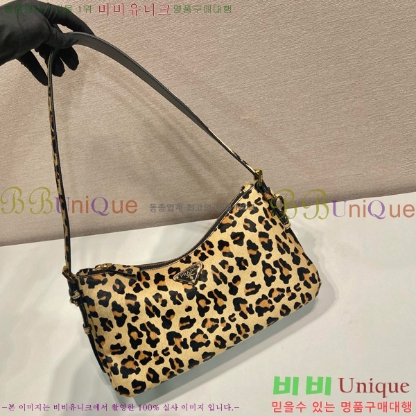 # ̵ ̹   1BC229-101