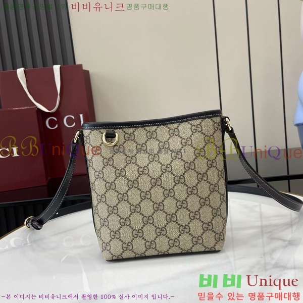 # GG   Ŷ ‎847090-202