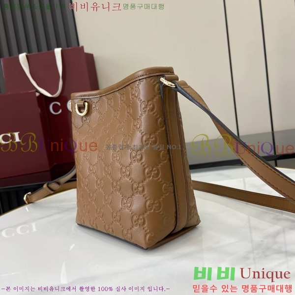 # GG   Ŷ ‎847090-103