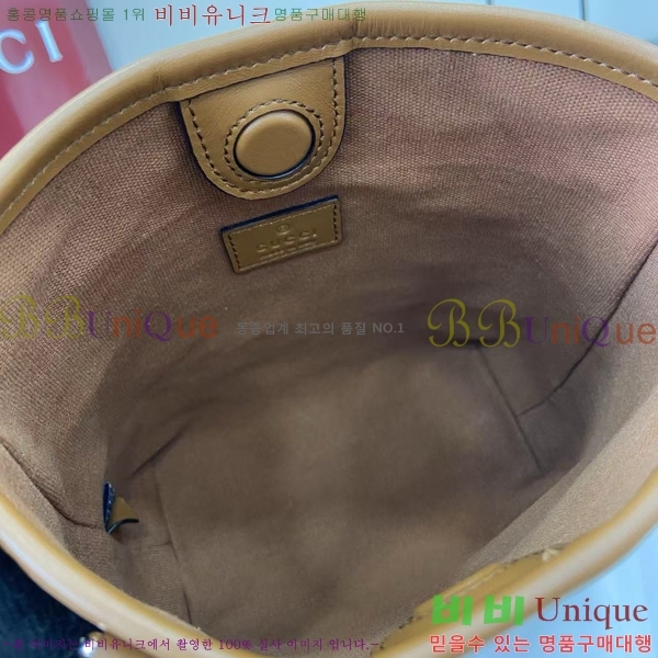 # GG   Ŷ ‎847090-103