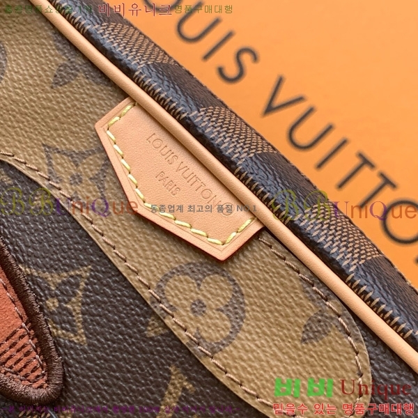 #̺   ٹ̿ ׷  M26020-101