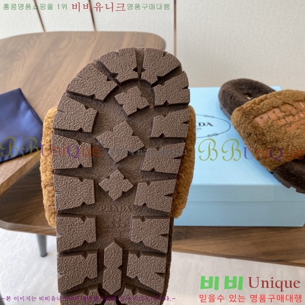   þ   31P2582321-2