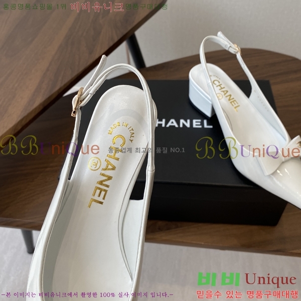 * Ŭ   33KJP2582323-2