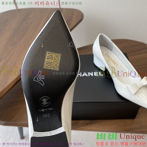 * Ŭ  33KJP2582322-1