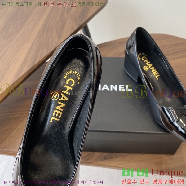 * Ŭ  33KJP2582322-3