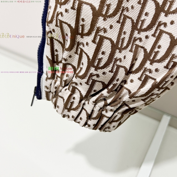   Ʈ̴׺  13D2582122-2