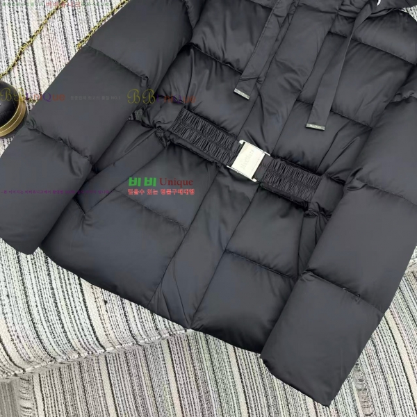 ���� ��**�� �ٿ� �е� MAXM2345088-6