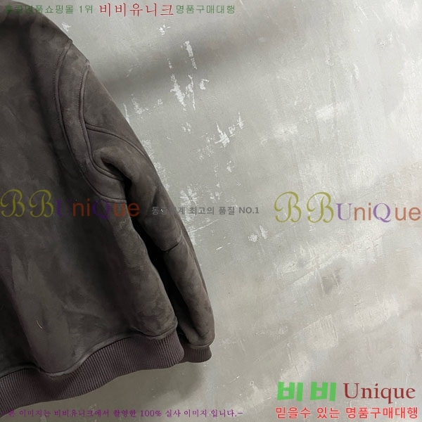  ̿̿ þ   MIU1123044-1