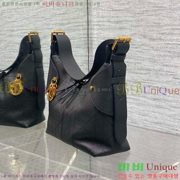 #    ũα M2845-102