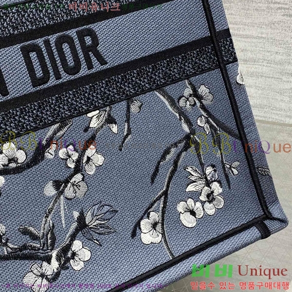 #  Ʈ  M12868001-624