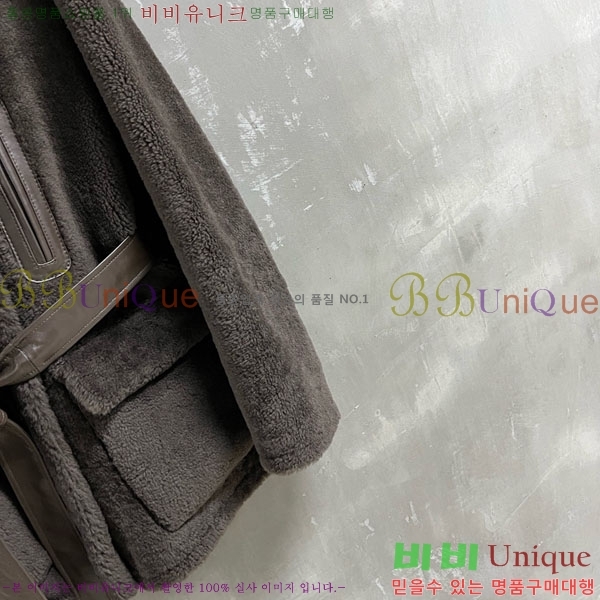  ̿̿ þ   MIU1123044-25