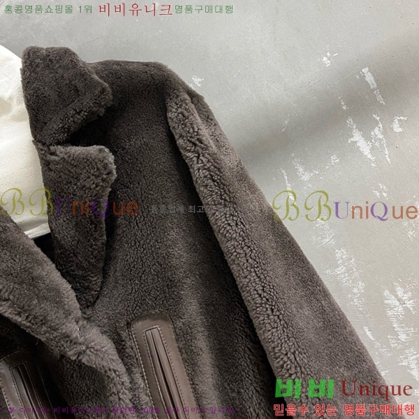  ̿̿ þ   MIU1123044-25